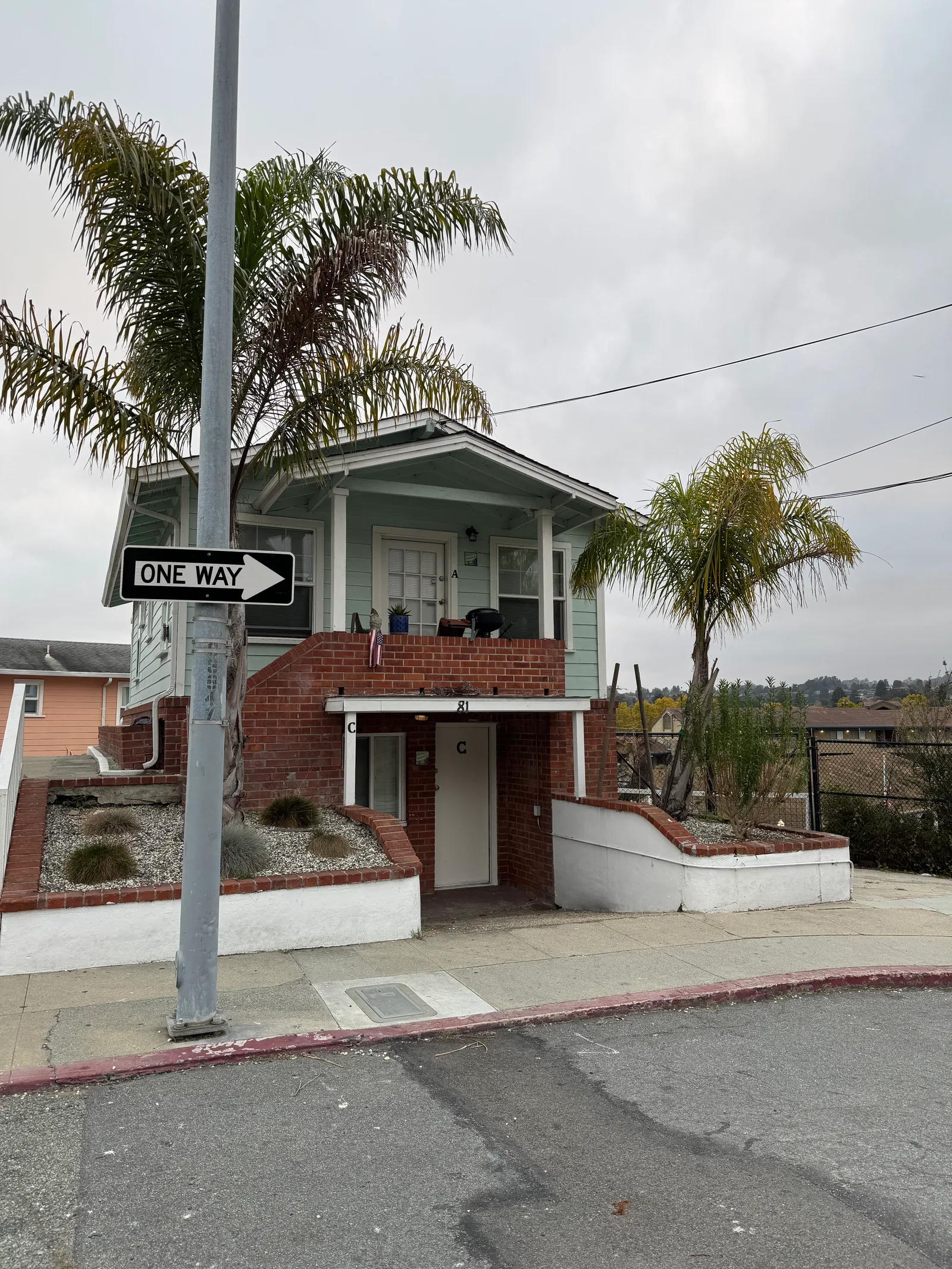 Santa Cruz, United States — 21 October 2025