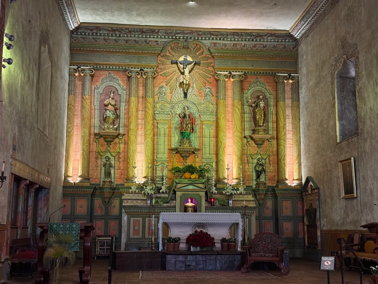Mission Canyon, United States — 28 October 2025