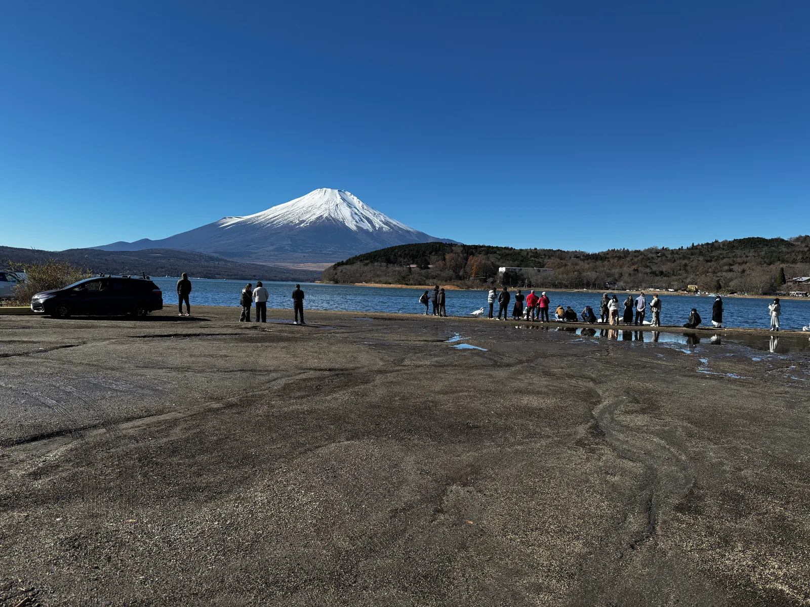 Oshino, Japan — 29 November 2024