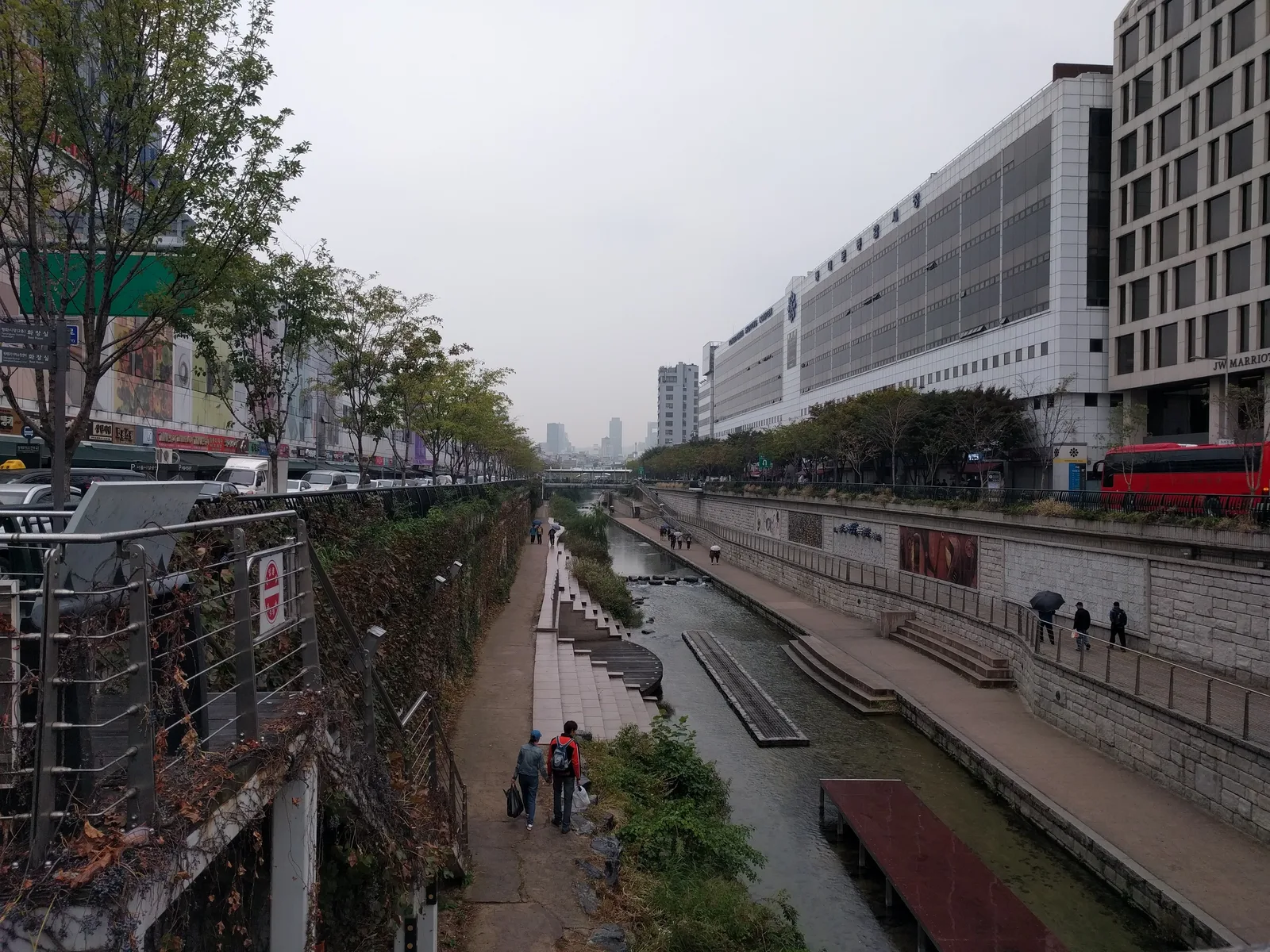Seoul, South Korea — 16 October 2016