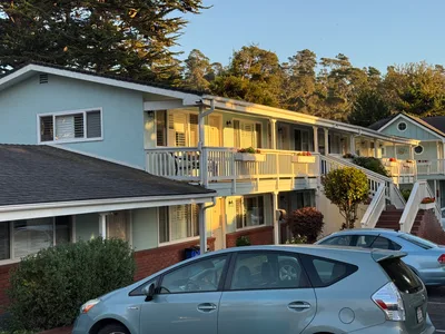 Cambria, United States — 26 October 2025
