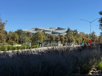 Mountain View, United States — 21 October 2025
