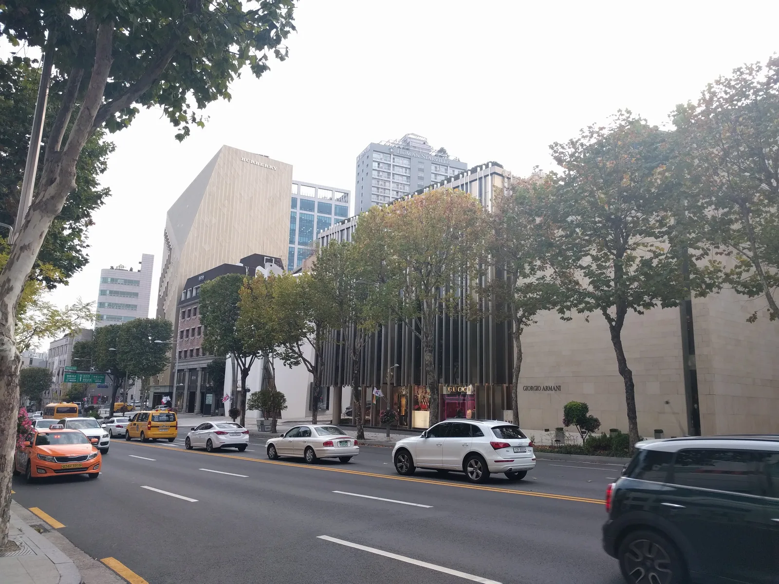 Yongsan-dong, South Korea — 28 October 2016