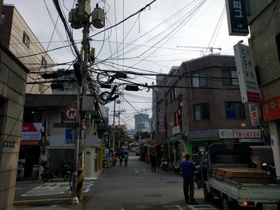 Yongsan-dong, South Korea — 17 October 2016