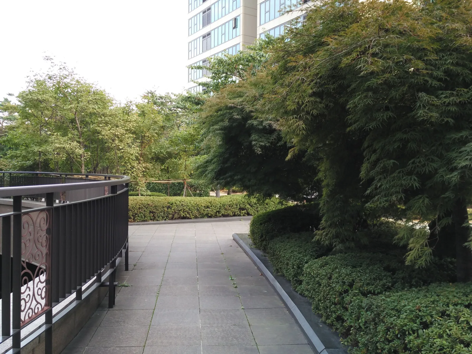 Yongsan-dong, South Korea — 17 October 2016