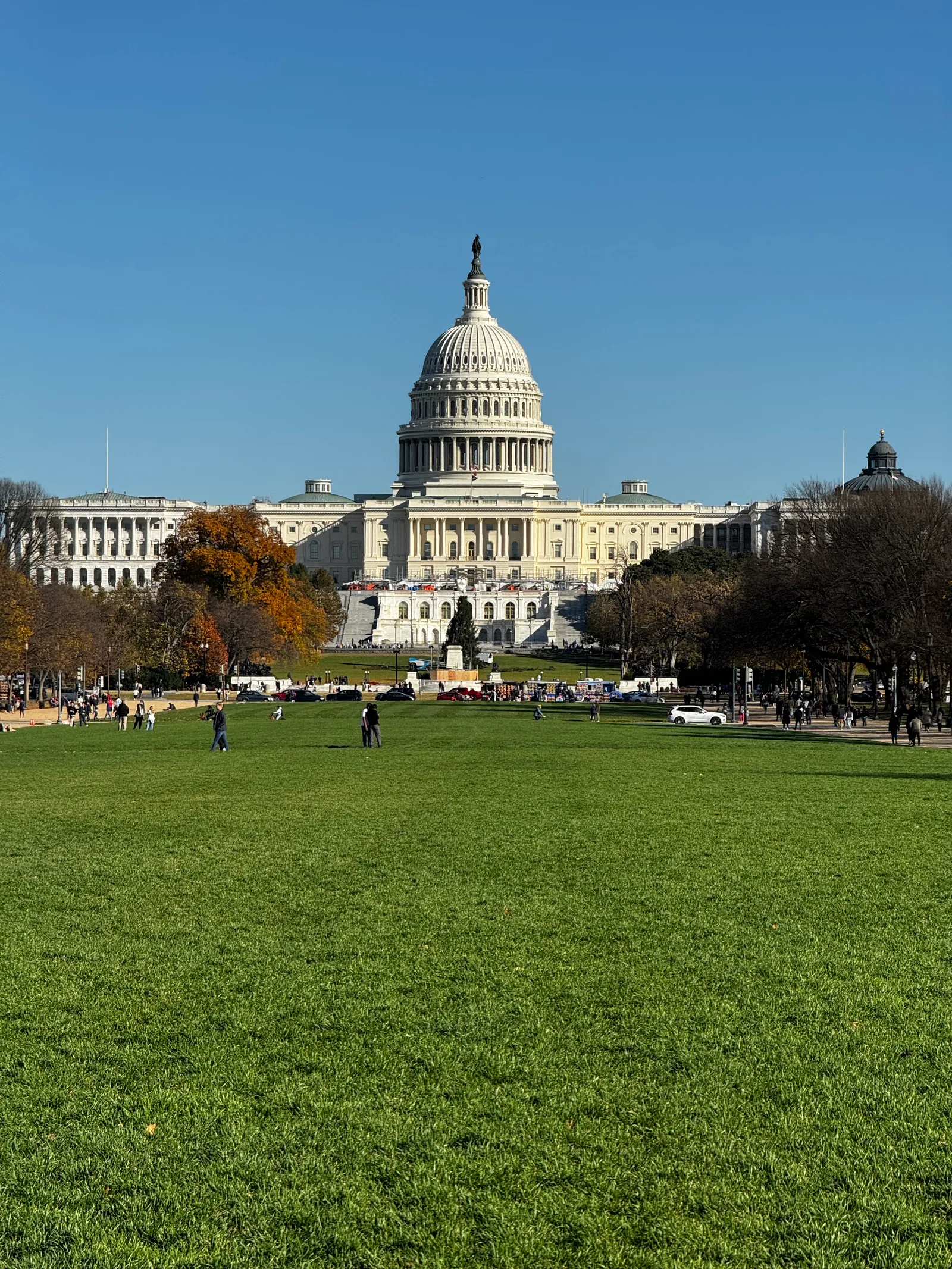 Downtown DC, United States — 18 November 2023