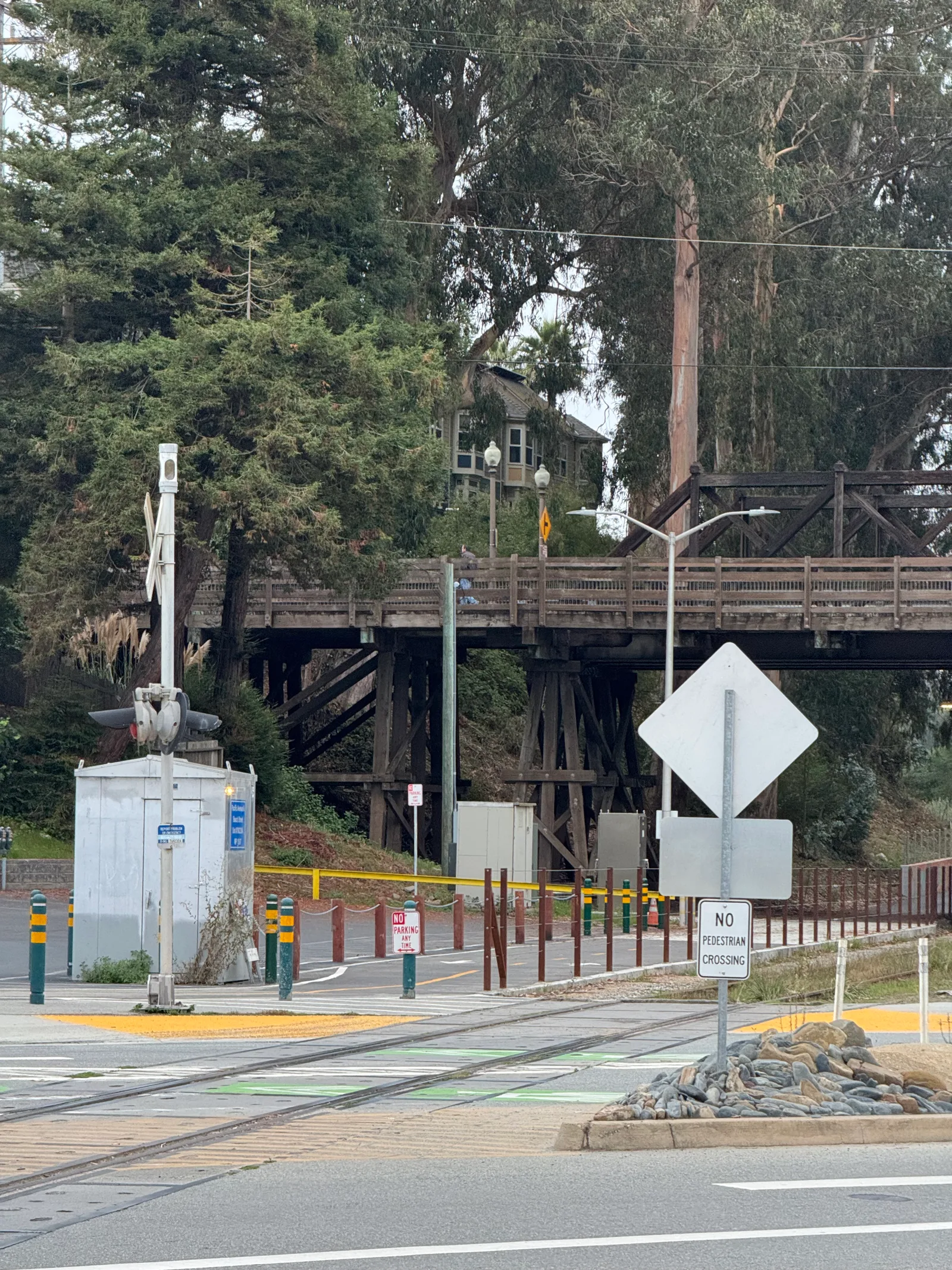 Santa Cruz, United States — 21 October 2025