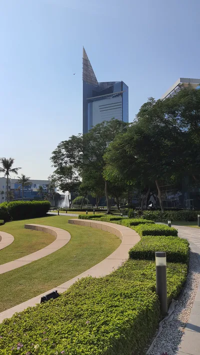 Dubai Internet City, United Arab Emirates — 9 December 2020
