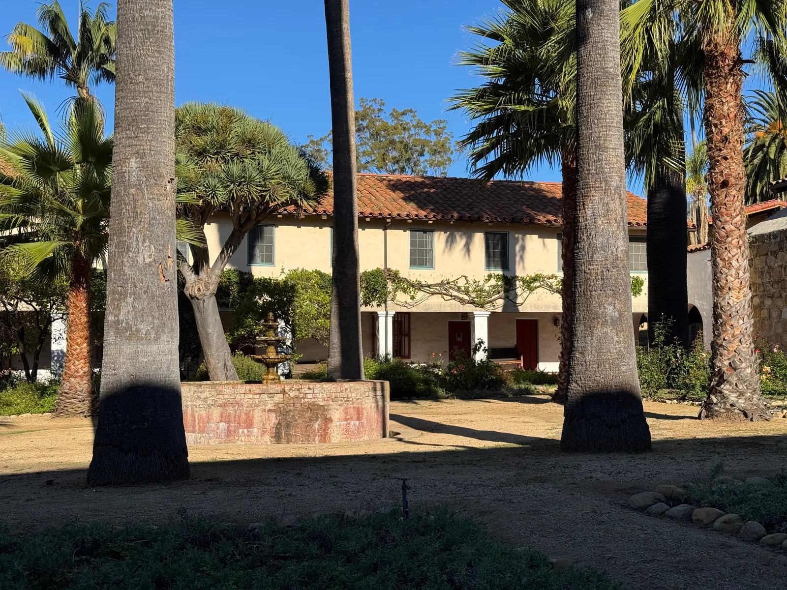 Mission Canyon, United States — 28 October 2025