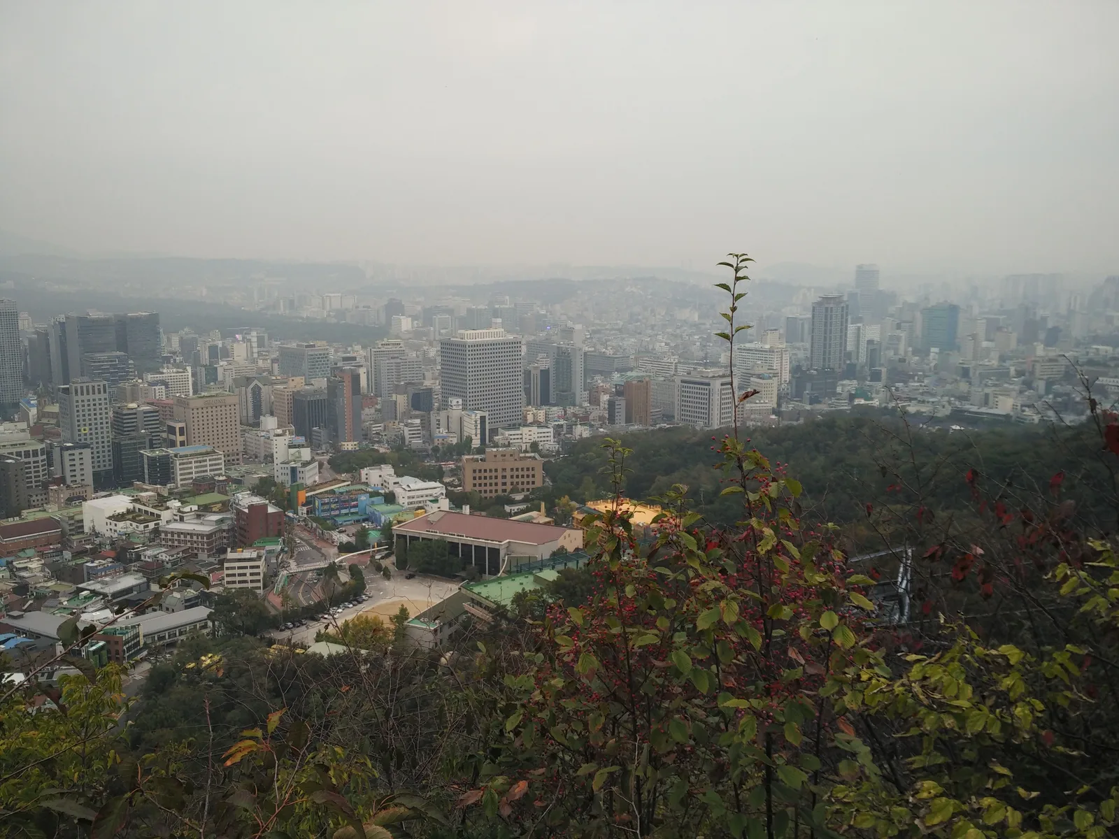 Yongsan-dong, South Korea — 16 October 2016
