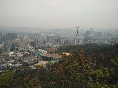 Yongsan-dong, South Korea — 16 October 2016